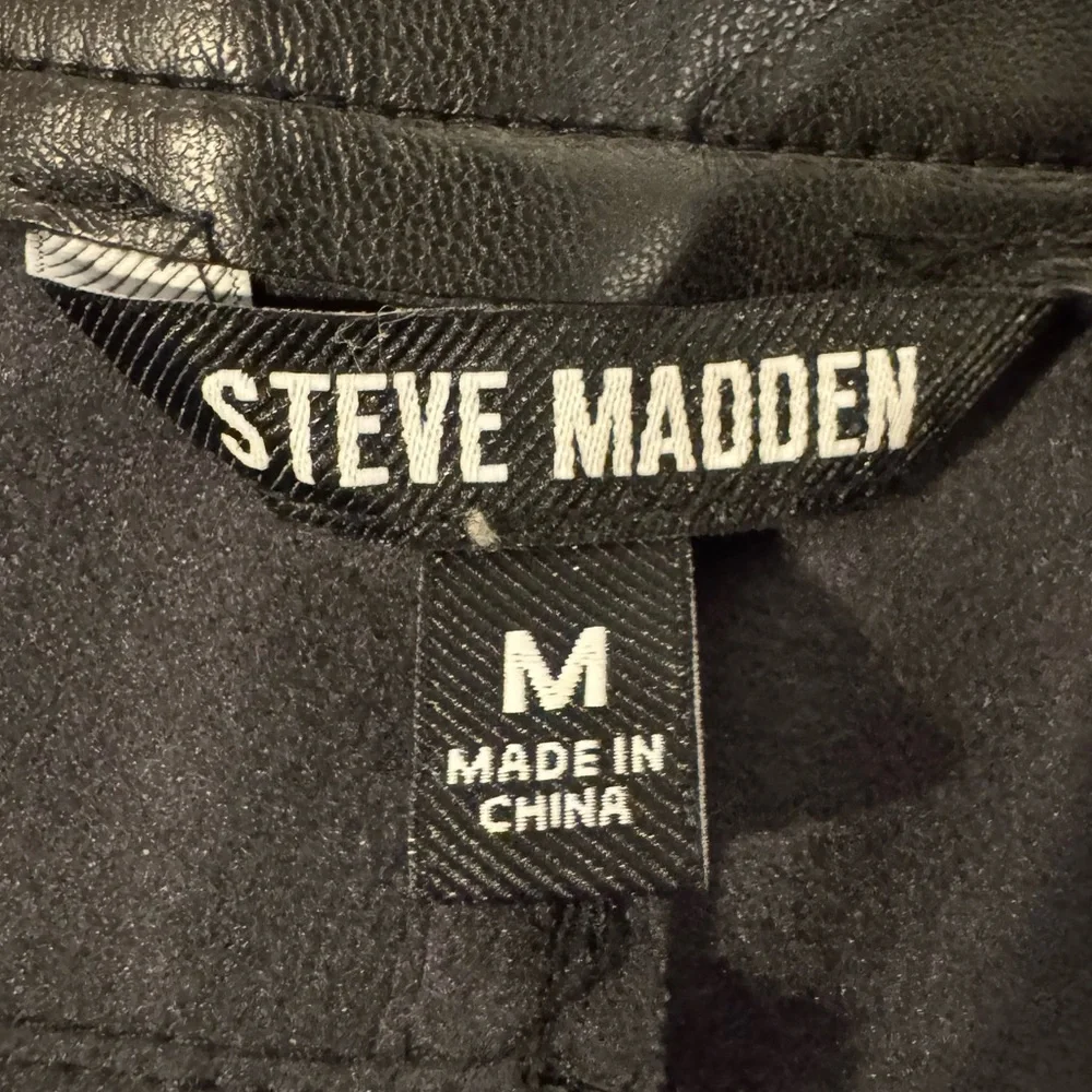 Steve Madden | Haniel Faux‎ Leather Barrel Pants in Black Sz. M